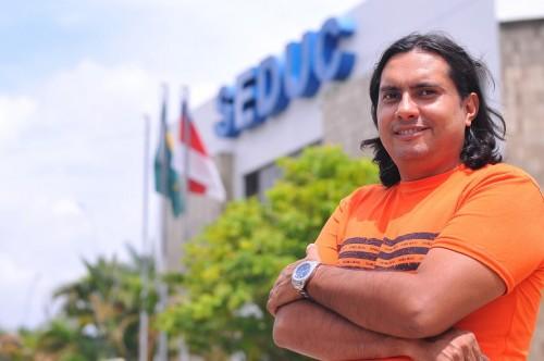 Secretaria de Educação oferta cursos de pós-graduação para professores da rede estadual Secretaria de Educação oferta cursos de pós-graduação para professores da rede estadual