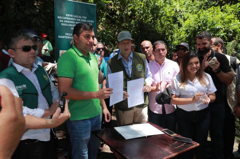 Wilson Lima e Ricardo Salles assinam protocolo de intenções para melhoria da qualidade ambiental urbana