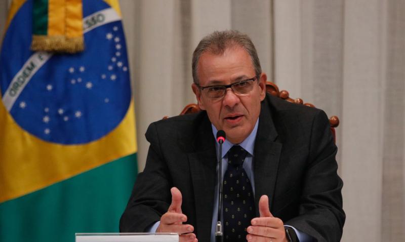 Ministro de Minas e Energia diz que licença do linhão Manaus-Boa Vista deve sair em abril