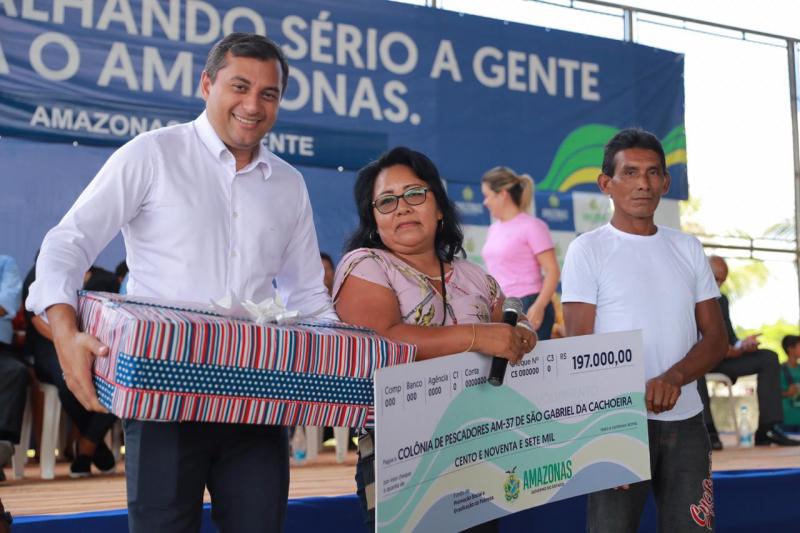 Em São Gabriel da Cachoeira, Wilson Lima beneficia associações com investimento de quase R$ 400 mil