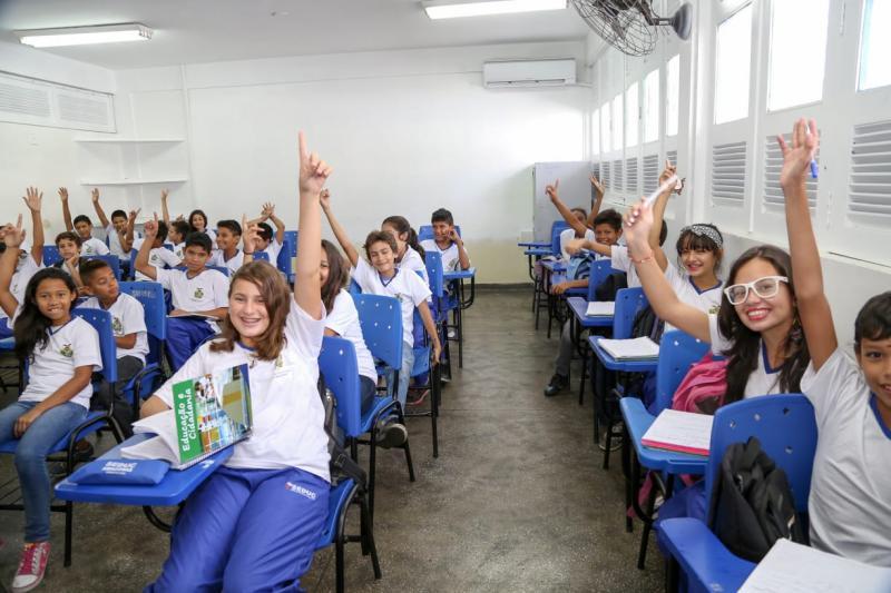 Estados, municípios e escolas devem atualizar cadastro para receber recursos do PDDE