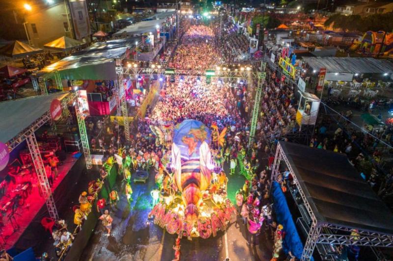 Parintins define campeões do Carnailha nesta terça-feira; comissão de frente será o primeiro quesito de desempate
