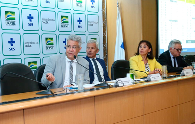 Brasil monitora 182 casos suspeitos do novo coronavírus