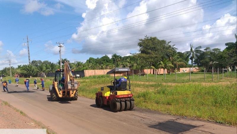 Governo do Amazonas prossegue com serviços de recuperação de trechos críticos na AM-070