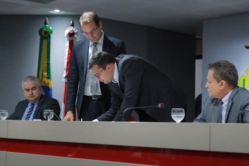 Wilson Lima assina protocolo de intenções com Banco da Amazônia para impulsionar negócios sustentáveis no AM