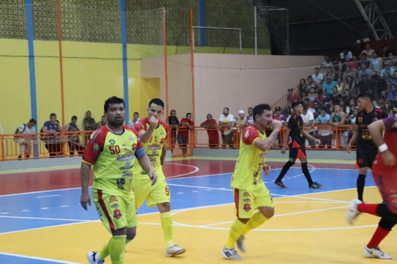 Navio Parintins vence e avança para a próxima fase da Copa Alvorada de Futsal