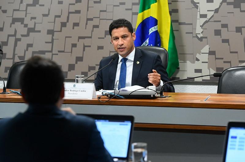 Políticas públicas para educação básica terão debate na CTFC na quinta-feira (12)