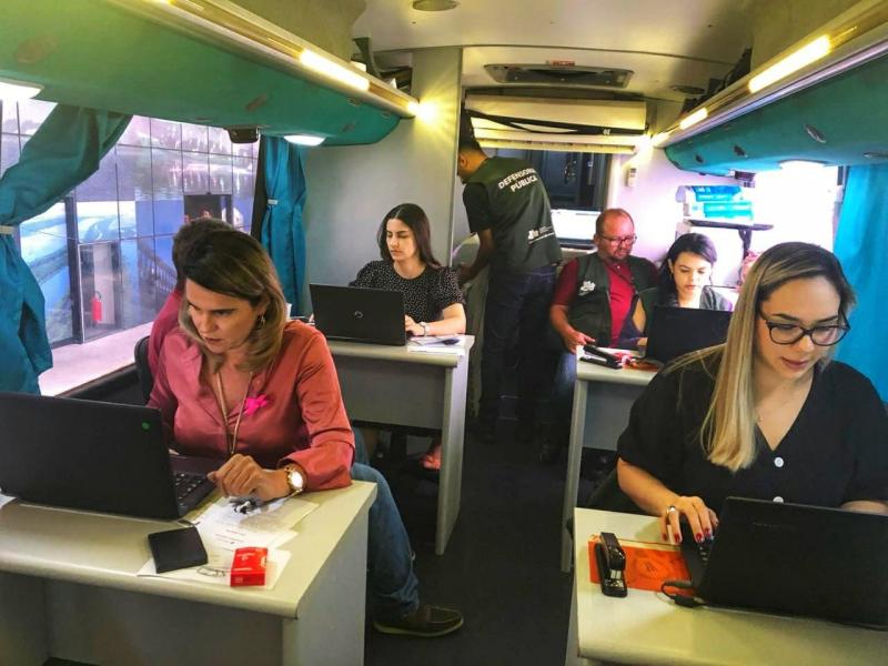 Defensoria oferece assistência jurídica e atendimento especializado para casos de violência na 8ª Semana da Mulher Defensoria oferece assistência jurídica e atendimento especializado para casos de violência na 8ª Semana da Mulher