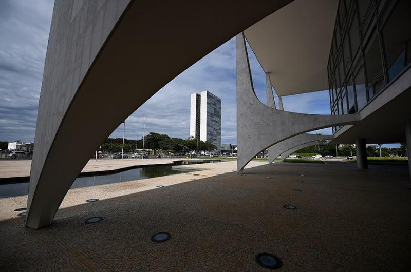 Medida provisória define ações para reduzir desemprego durante surto de coronavírus