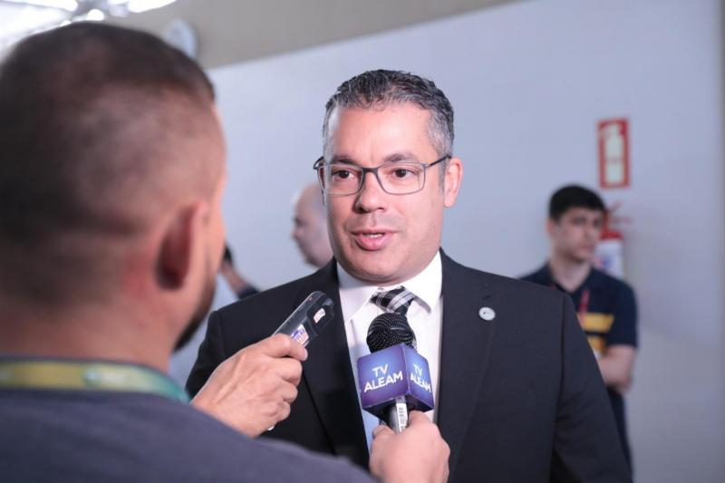 “Momento é de encontrar o equilíbrio econômico e social”, afirma Josué sobre pandemia “Momento é de encontrar o equilíbrio econômico e social”, afirma Josué sobre pandemia