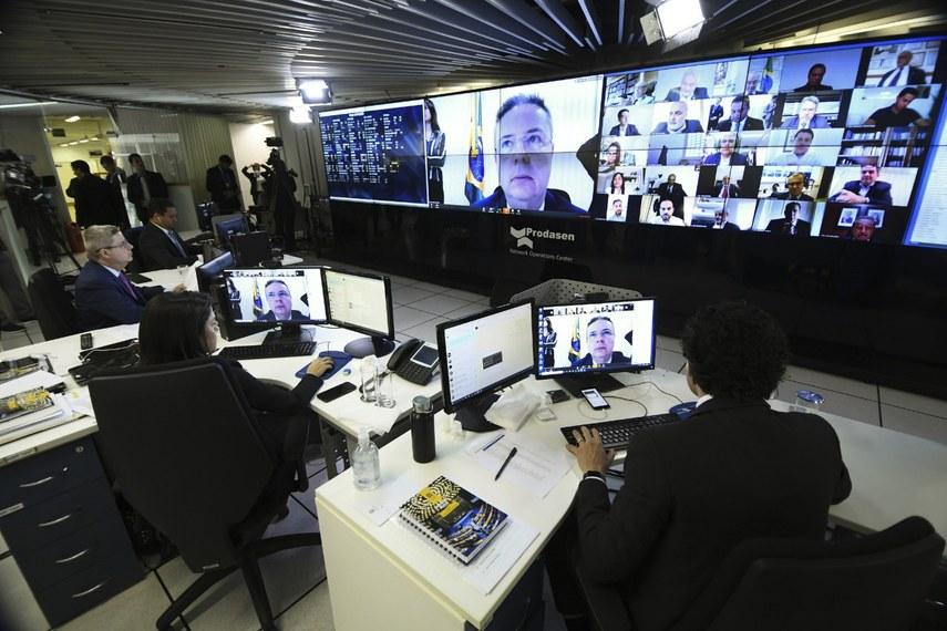 Senadores cobram sanção de auxílio emergencial de R$ 600