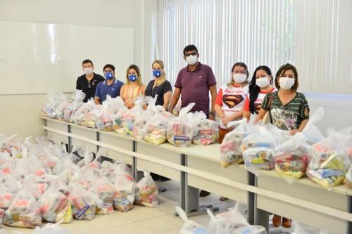 Governo do Amazonas inicia doações de cestas básicas para famílias em situação de vulnerabilidade