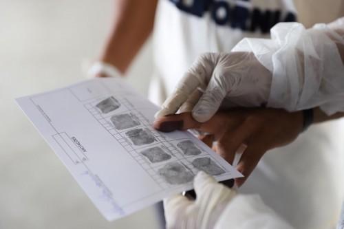 Sejusc emite documentos para pessoas abrigadas na Arena Amadeu Teixeira