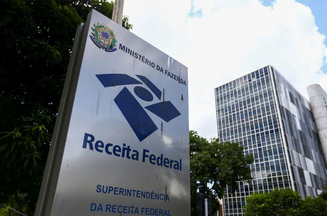 Receita explica como pedir regularização de CPF por e-mail Receita explica como pedir regularização de CPF por e-mail