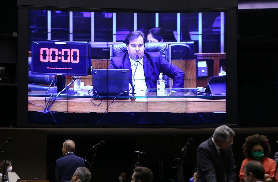 Plenário da Câmara aprova ajuda a estados e municípios 