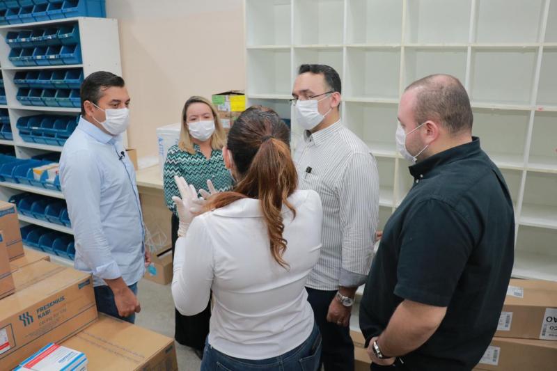 Wilson Lima diz que salvar vidas é urgente e mantém instalação de hospital de retaguarda na Nilton Lins