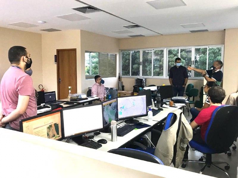 Sala de monitoramento é restabelecida para combater desmatamento ilegal e queimadas no Amazonas