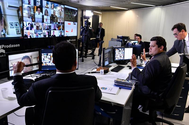 Ampliação do auxílio emergencial para mais trabalhadores será votada na quarta (22)