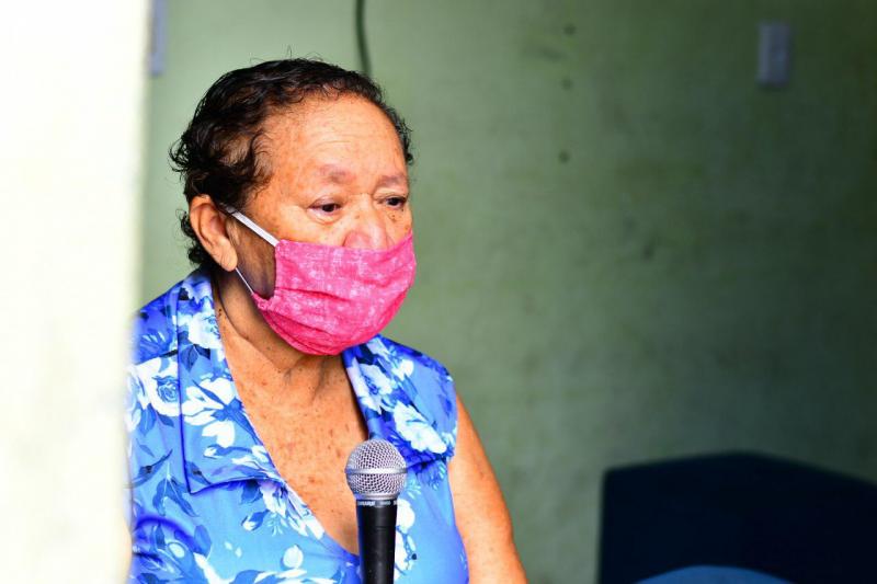 Paciente que recebeu alta médica do Hospital de Combate ao Covid-19 da Nilton Lins continua em casa