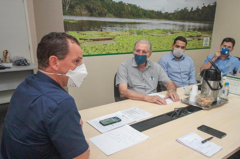 Governo do Amazonas estreita parceria com a classe médica no combate ao novo coronavírus
