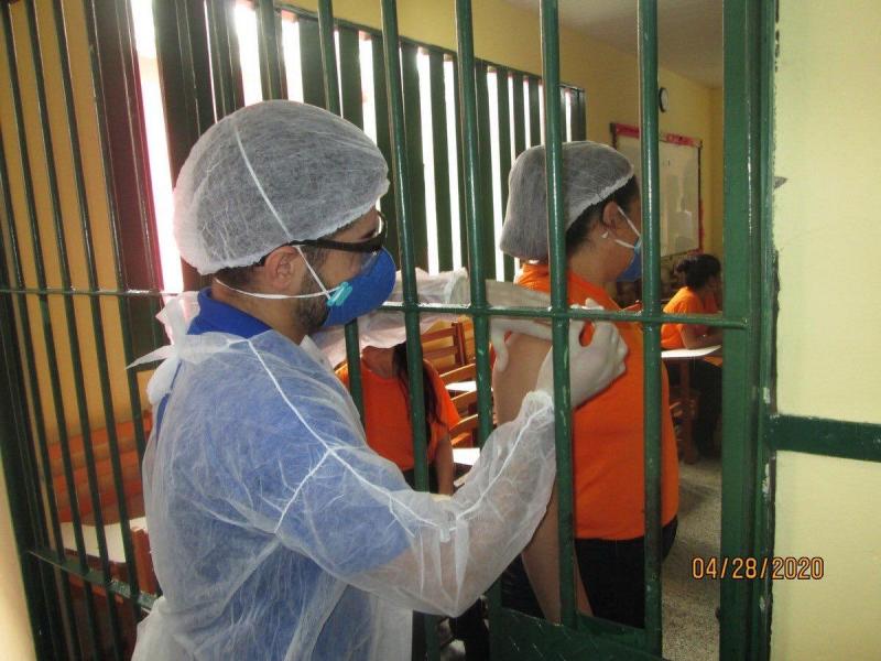 Unidades prisionais de Manaus começam a receber vacina contra a H1N1