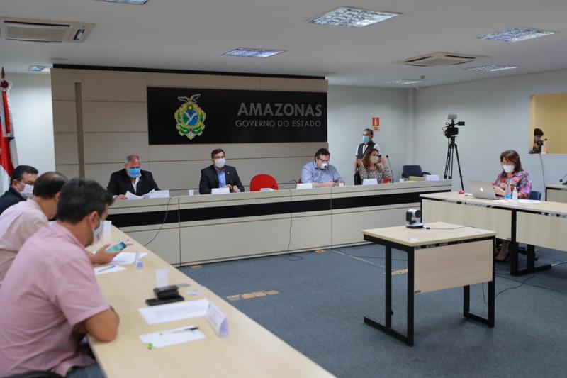 Governo do Amazonas garante salários de servidores e continuidade de serviços públicos
