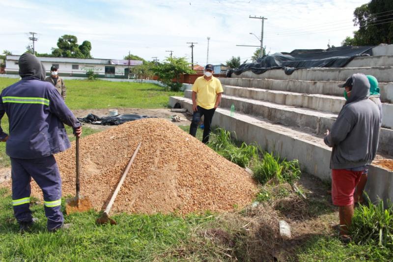 Bi Garcia anuncia retomada de construção da Vila Olímpica em Parintins