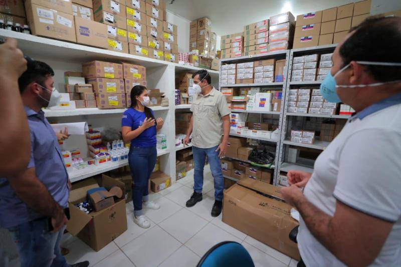 Wilson Lima entrega equipamentos e insumos ao Hospital Regional de Tefé