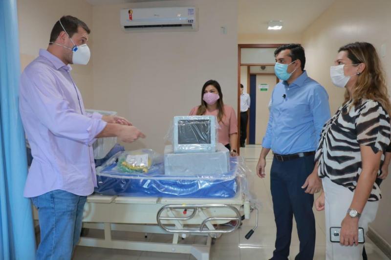 Wilson Lima acompanha preparação de ala indígena no Hospital de Combate à Covid-19, na Nilton Lins