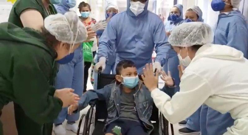 CORONAVÍRUS: Hospital Delphina Aziz registra 15 altas em um dia
