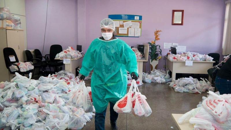 Kits de higiene doados pelo Unicef são entregues para 50 grupos de idosos cadastrados na Sejusc
