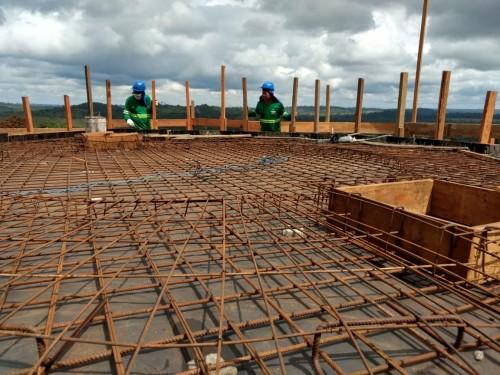Obra de ampliação do sistema de abastecimento de água beneficiará cerca de cinco mil pessoas em Apuí