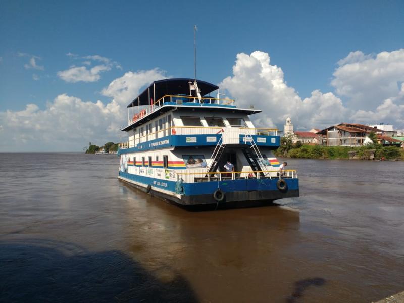 Após 98 dias atendendo síndromes respiratórias, UBS fluvial retoma trabalhos na zona rural de Parintins