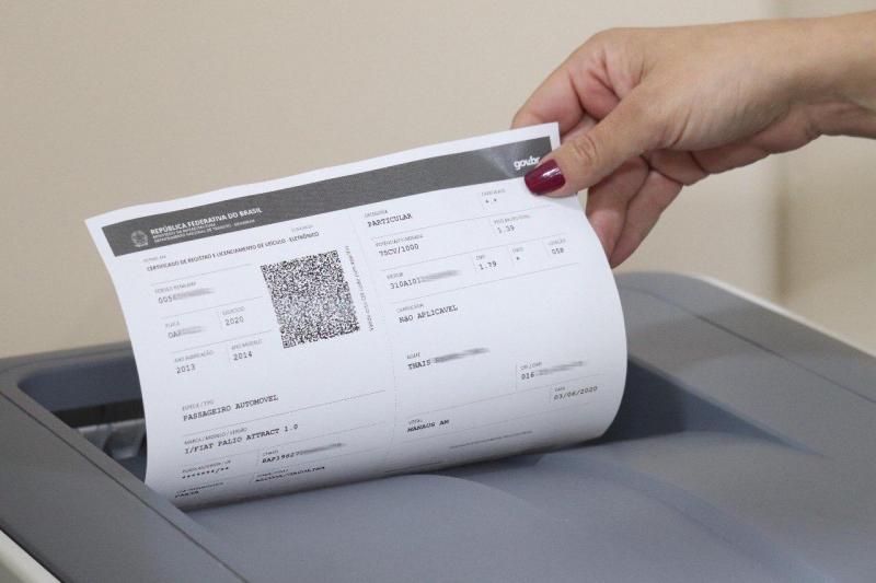 Procura pelo Certificado de Registro e Licenciamento Veicular digital aumenta 41% em junho