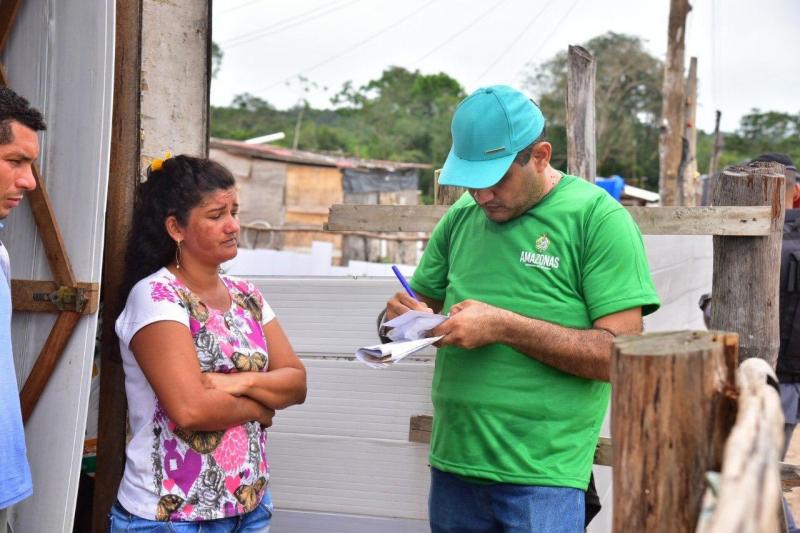 Governo do Amazonas renova bolsa-moradia dos beneficiários do Monte Horebe