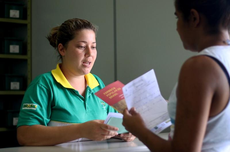 Sancionada lei que suspende prazo de receita médica durante a pandemia