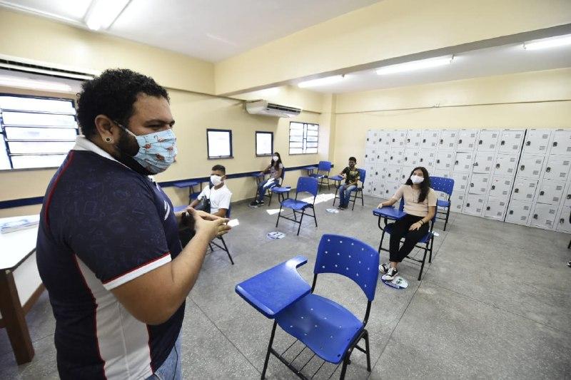 Pesquisa aponta que 97,14% dos professores da capital aprovam volta às aulas no regime híbrido