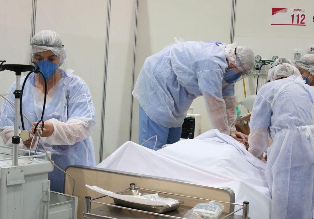 Brasil tem mais de 1,8 milhão de pessoas curadas da Covid-19 Brasil tem mais de 1,8 milhão de pessoas curadas da Covid-19