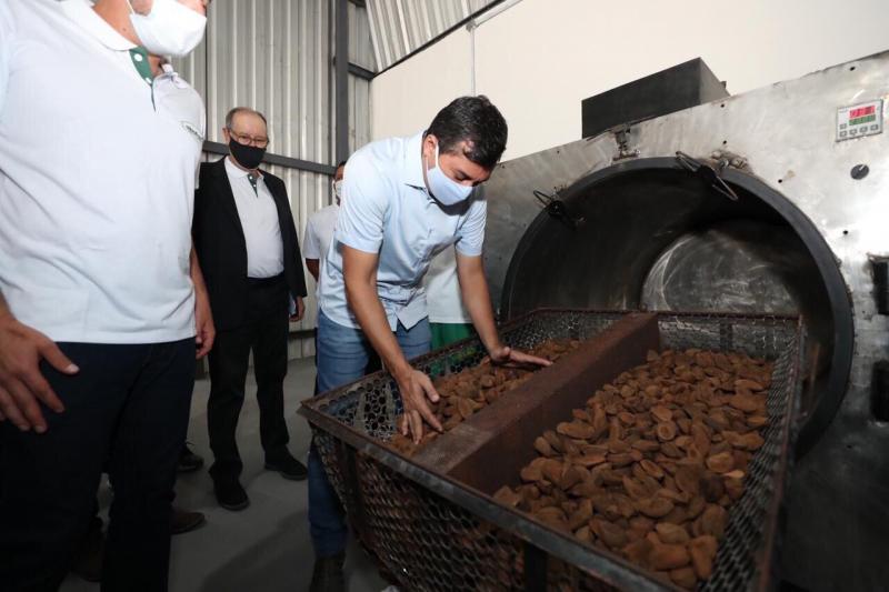 Wilson Lima inaugura agroindústria de castanha-do-Brasil no município de Tapauá Wilson Lima inaugura agroindústria de castanha-do-Brasil no município de Tapauá
