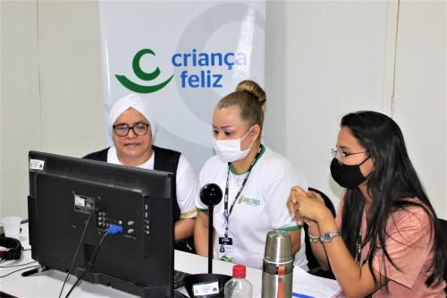 Seas aborda importância do leite materno por meio de videoconferência para 36 municípios