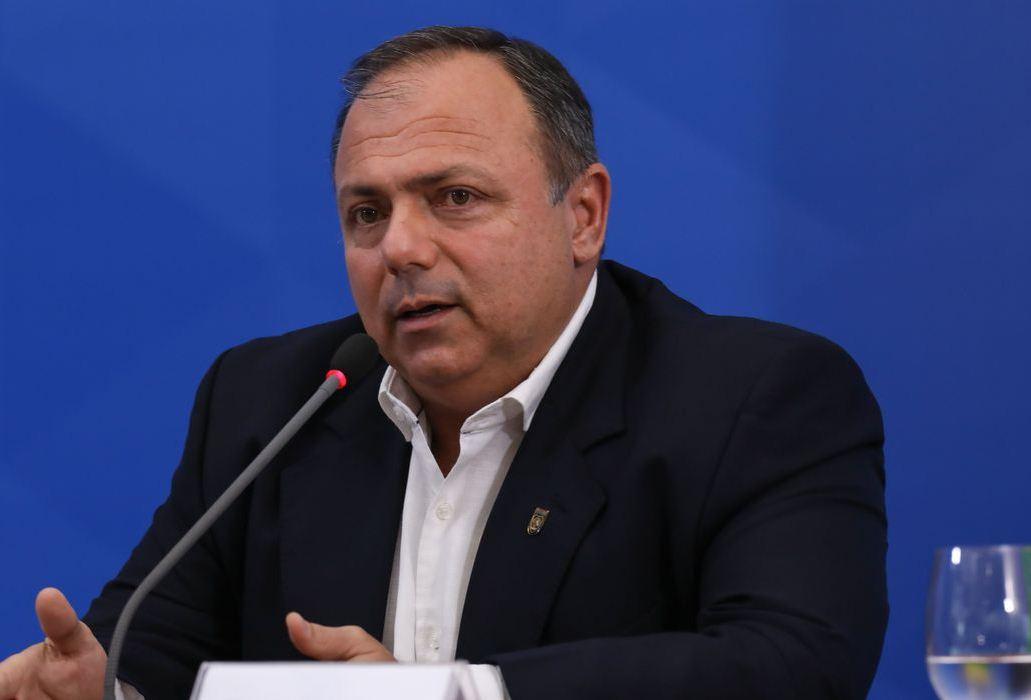 Pazuello diz que falta de medicamento contra Covid-19 será resolvida