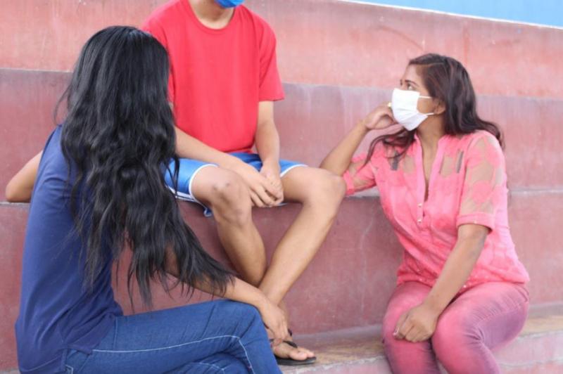 Adolescente do sistema socioeducativo reencontra irmãs após cinco anos