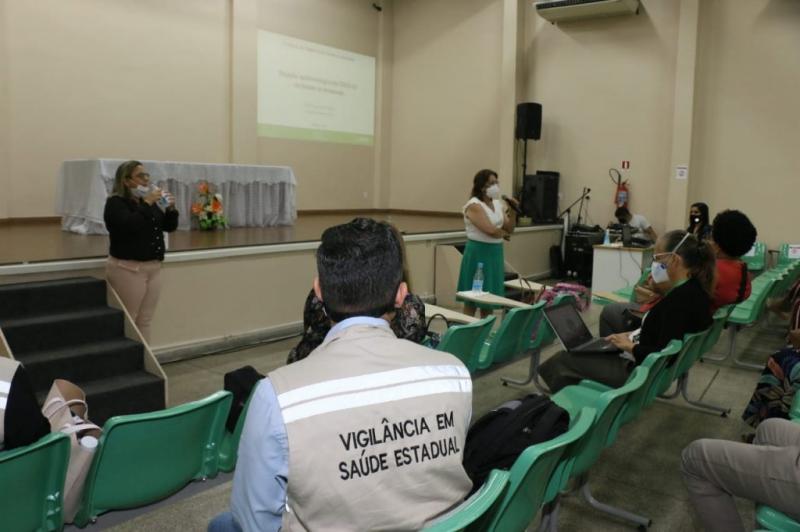 FVS-AM treina gestores da rede estadual para vigilância ativa de casos de Covid-19 nas escolas