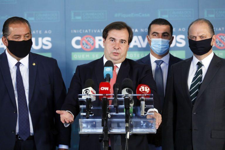 Maia defende manutenção de veto sobre reajuste de servidores