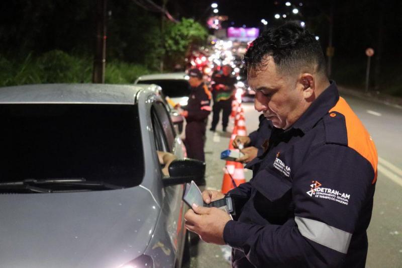 Detran-AM registra recorde histórico de condutores flagrados no teste do bafômetro