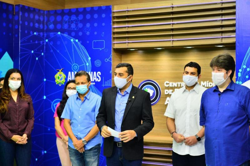 Wilson Lima anuncia que servidores da educação terão serviços de plano de saúde no interior do Amazonas