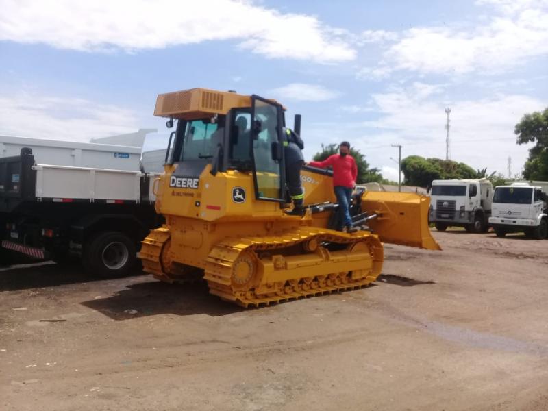 Colaboradores da Semosp recebem treinamentos para manuseio de maquinários da Prefeitura de Parintins