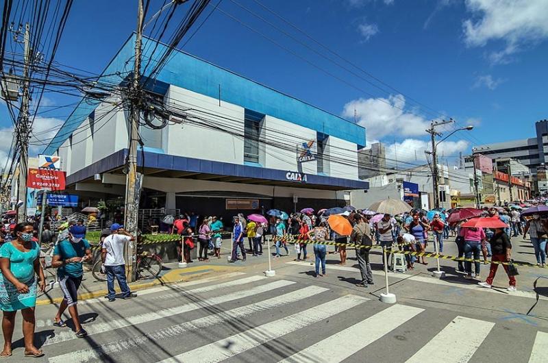 MP abre crédito de R$ 67,6 bilhões para novas parcelas do auxílio emergencial