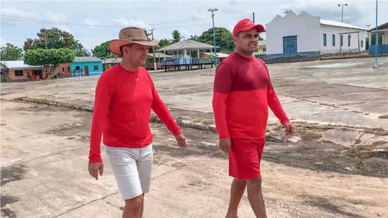 Israel Paulain, pré-candidato a prefeito de Nhamundá, anuncia professor Lulu como vice