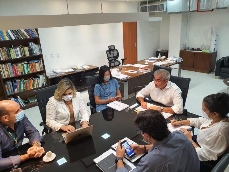 SES-AM e Seinfra alinham ações de reestruturação das maternidades estaduais